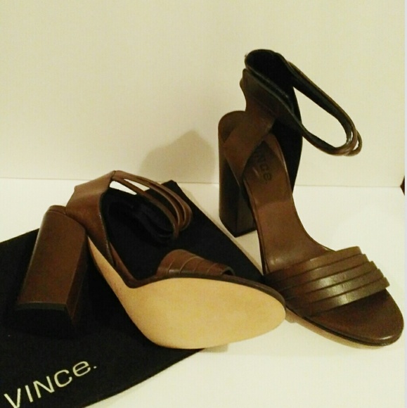 Sold😝VINCE|  Lara Banded Sandal in Olive Brown - Picture 4 of 8
